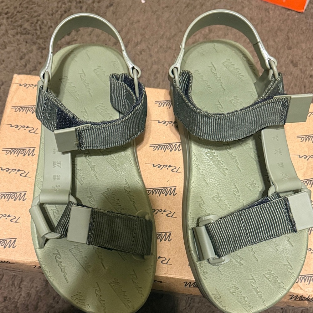 Melissa Olive Green Sandals size 8